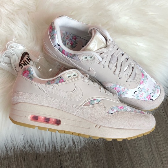 Brand New Nike Air Max 1 Special Edition Floral - Picture 7 of 8